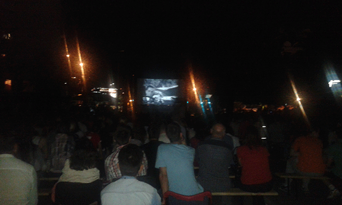 „Kazablanka“ u ulici Svetozara Markovića: Kao u otvorenoj  bašti kina „Kultura“ „Kazablanka“ u ulici Svetozara Markovića: Kao u otvorenoj  bašti kina „Kultura“