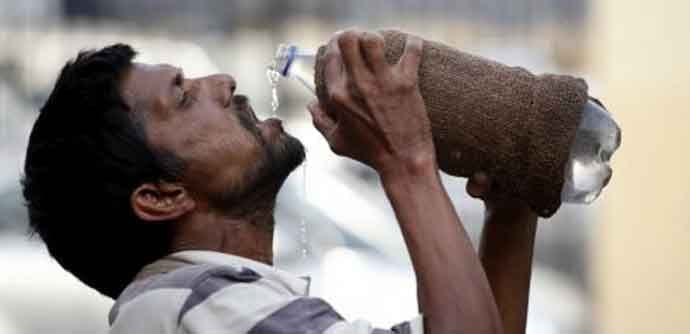 U Indiji broj stradalih od vrućine premašio 2.300 U Indiji broj stradalih od vrućine premašio 2.300