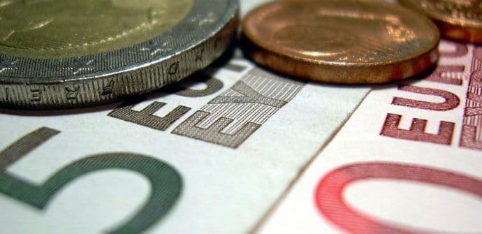 Počela isplata studenskih kredita i stipendija Počela isplata studenskih kredita i stipendija