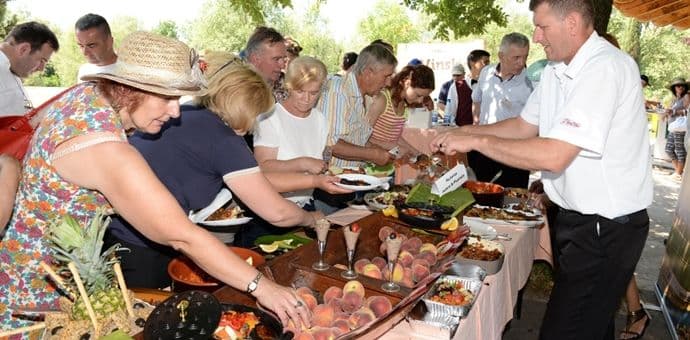Dani krapa na Plavnici: Za očuvanje tradicije Dani krapa na Plavnici: Za očuvanje tradicije