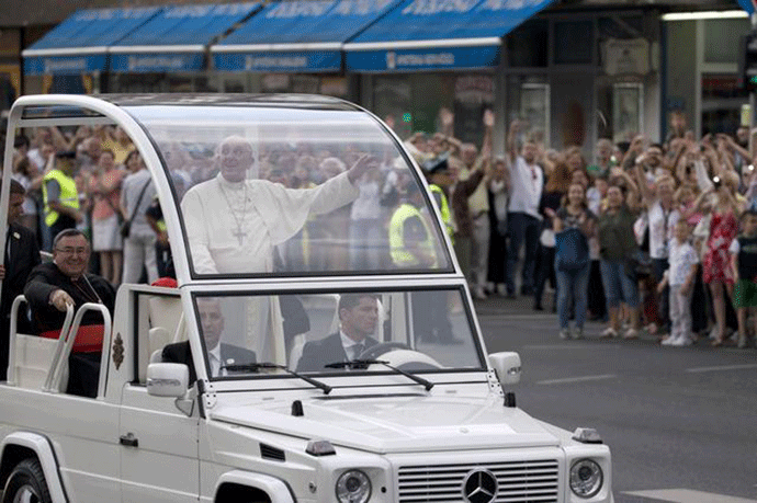 Zapadni mediji o papinoj posjeti Sarajevu Zapadni mediji o papinoj posjeti Sarajevu