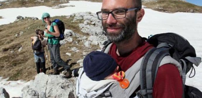 Njemac sa petomjesečnom bebom se popeo na vrh Durmitora Njemac sa petomjesečnom bebom se popeo na vrh Durmitora