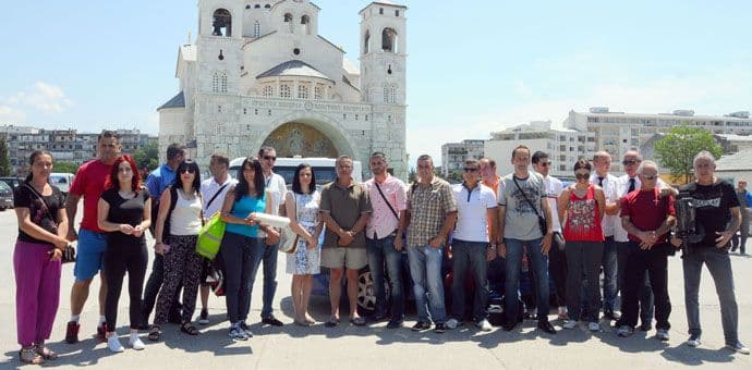 Mladi crnogorski proizvođači voća i stočari otputovali u Poljsku Mladi crnogorski proizvođači voća i stočari otputovali u Poljsku