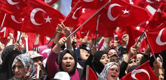 Turska: Rekordan broj poslanica sjeda u klupe Turska: Rekordan broj poslanica sjeda u klupe