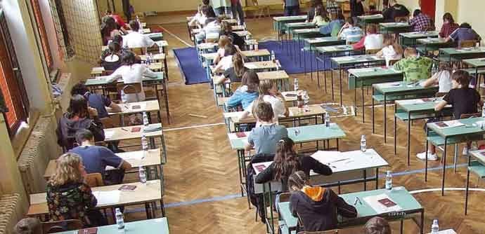 Ispitati probleme na eksternoj maturi Ispitati probleme na eksternoj maturi