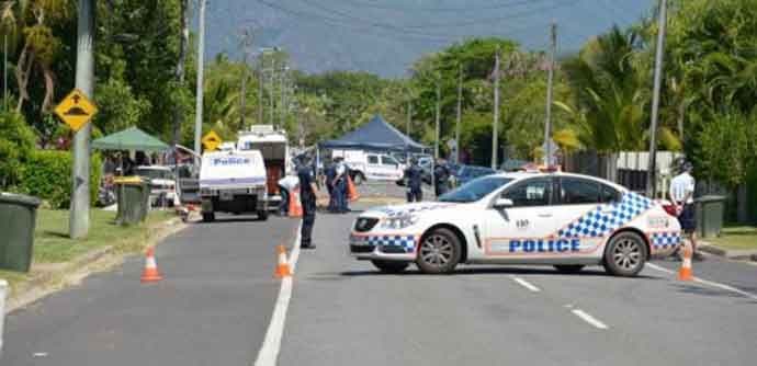 Automobilom u restoran - najmanje 16 osoba povrijeđeno Automobilom u restoran - najmanje 16 osoba povrijeđeno