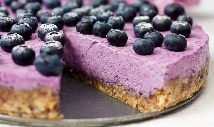 Tiramisu sa borovnicama i limunom Tiramisu sa borovnicama i limunom