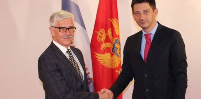 Pajović-Drobnič: Neophodne političke reforme na putu evropskih integracija Pajović-Drobnič: Neophodne političke reforme na putu evropskih integracija