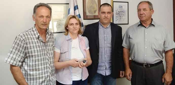 Uručeni ključevi od stana zaposlenima u Službi zaštite Glavnog grada Uručeni ključevi od stana zaposlenima u Službi zaštite Glavnog grada