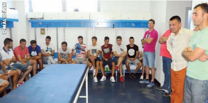 Budućnost nije počela pripreme zbog neisplaćenih zarada Budućnost nije počela pripreme zbog neisplaćenih zarada