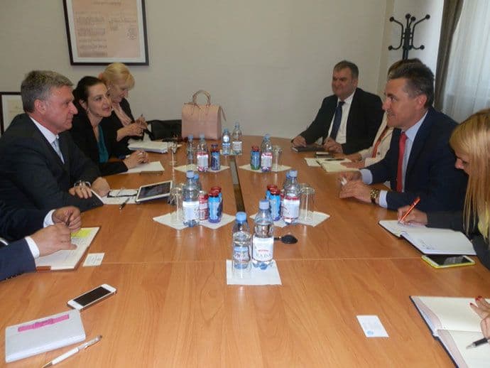 Azmont spreman da širi poslove u Crnoj Gori Azmont spreman da širi poslove u Crnoj Gori