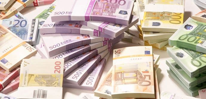 Bankari ocijenili da su nenaplativi krediti najveći izazov Bankari ocijenili da su nenaplativi krediti najveći izazov