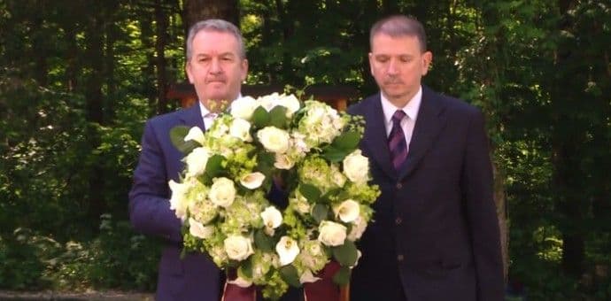 Zidani most: Mugoša i Amfilohije na pomenu u kapeli u Kamniškoj Bistrici Zidani most: Mugoša i Amfilohije na pomenu u kapeli u Kamniškoj Bistrici