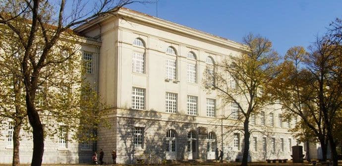 Sjutra počinje upis u srednje škole Sjutra počinje upis u srednje škole