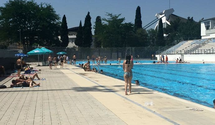 FOTO: Počeo sa radom otvoreni bazen Sportskog centra „Morača“  FOTO: Počeo sa radom otvoreni bazen Sportskog centra „Morača“