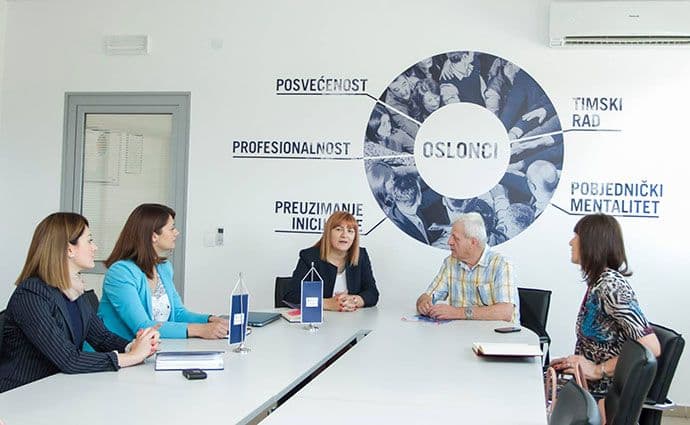 Neregelia: Saradnja sa Farmaceutskim fakultetom Neregelia: Saradnja sa Farmaceutskim fakultetom