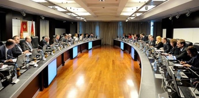 VLADA: Makroekonomska stabilnost za prevazilaženje istorijskog zaostajanja crnogorske ekonomije VLADA: Makroekonomska stabilnost za prevazilaženje istorijskog zaostajanja crnogorske ekonomije