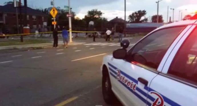 U pucnjavama u Detroitu i Filadefiji jedna osoba poginula, 16 ranjenih U pucnjavama u Detroitu i Filadefiji jedna osoba poginula, 16 ranjenih