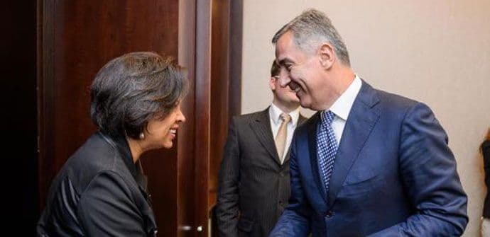 Desetogodišnja uspješna saradnja Crne Gore i Microsofta Desetogodišnja uspješna saradnja Crne Gore i Microsofta