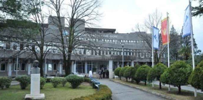 Riješen problem parkiranja oko Kliničkog centra Riješen problem parkiranja oko Kliničkog centra