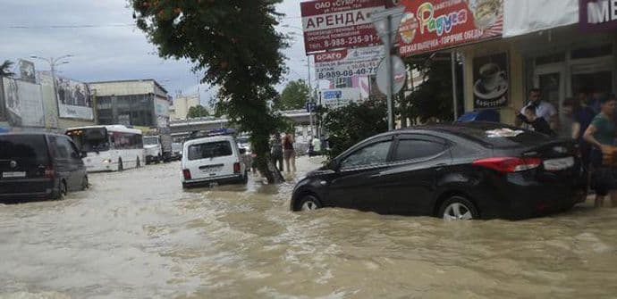 U poplavama u Sočiju jedna osoba poginula U poplavama u Sočiju jedna osoba poginula
