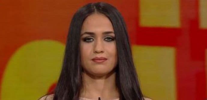 Turska pjevačica se probudila iz kome mjesec nakon atentata Turska pjevačica se probudila iz kome mjesec nakon atentata