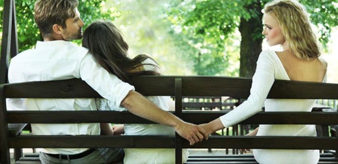 Dvanaest očiglednih znakova da vas muž vara Dvanaest očiglednih znakova da vas muž vara