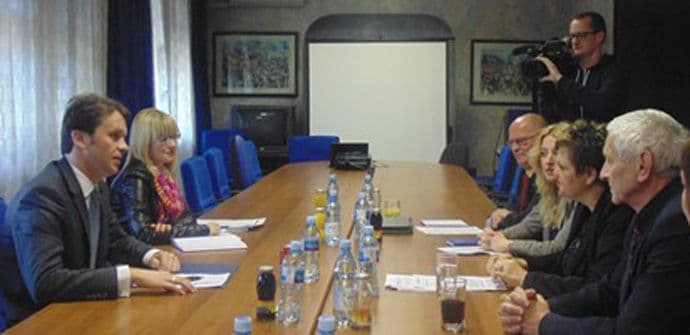 Stvoriti preduslove za napredovanje u službi Stvoriti preduslove za napredovanje u službi