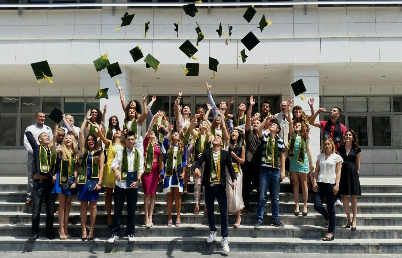 Ispraćena druga generacija diplomaca sa Fakulteta za biznis i turizam Ispraćena druga generacija diplomaca sa Fakulteta za biznis i turizam