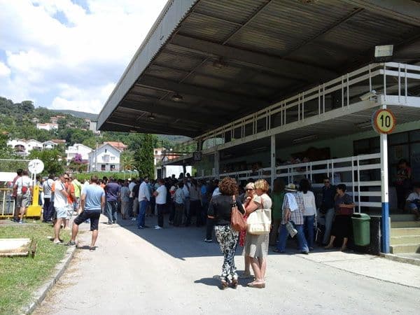 Štrajk radnika brodogradilišta zbog uvođenja stečaja Štrajk radnika brodogradilišta zbog uvođenja stečaja