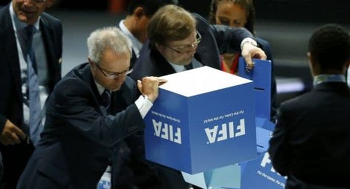 SAD traže od Švajcarske da im izruči čelnike FIFA SAD traže od Švajcarske da im izruči čelnike FIFA