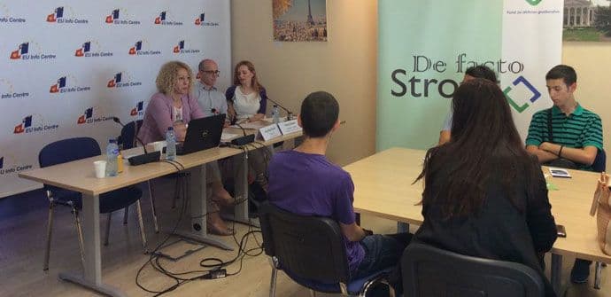 De facto Strong: 130.000 eura za 21 nevladinu organizaciju De facto Strong: 130.000 eura za 21 nevladinu organizaciju