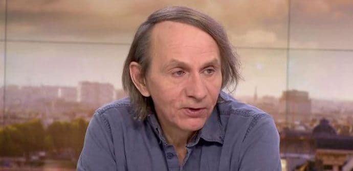 Uelbek: Terorizam je način socijalizacije Uelbek: Terorizam je način socijalizacije