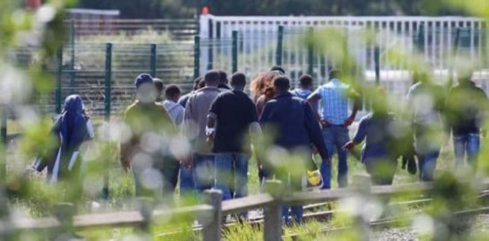 Zatvoren željeznički saobraćaj ispod Lamanša Zatvoren željeznički saobraćaj ispod Lamanša