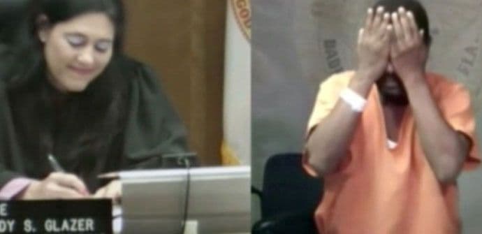 VIDEO: Šok u sudnici - Emotivan susret prijatelja iz djetinjstva VIDEO: Šok u sudnici - Emotivan susret prijatelja iz djetinjstva