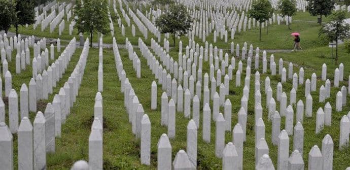 “Majke Srebrenice”: Vučić prihvatio da se u Srebrenici desio genocid “Majke Srebrenice”: Vučić prihvatio da se u Srebrenici desio genocid