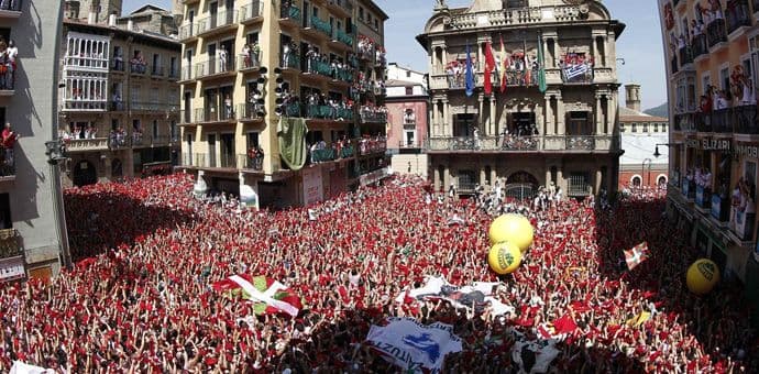 Počeo San Fermin, najopasnija proslava u Španiji Počeo San Fermin, najopasnija proslava u Španiji