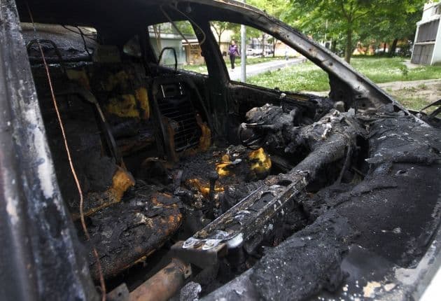 Zapaljeni automobili vlasnika restorana Apolon Zapaljeni automobili vlasnika restorana Apolon