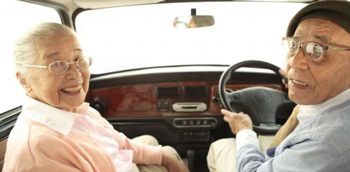 Zašto žene žive duže od muškaraca? Zašto žene žive duže od muškaraca?