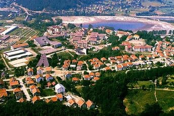 Deset zaposlenih u Domu zdravlja u Mojkovcu stasalo za penziju Deset zaposlenih u Domu zdravlja u Mojkovcu stasalo za penziju