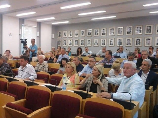 HERCEG NOVI: Odbornici smijenili Nikolu Gojkovića HERCEG NOVI: Odbornici smijenili Nikolu Gojkovića