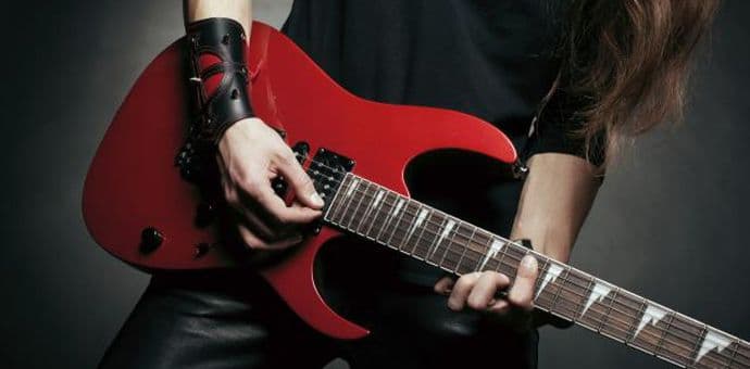 Fanovi hevi metala srećniji od svih ostalih Fanovi hevi metala srećniji od svih ostalih