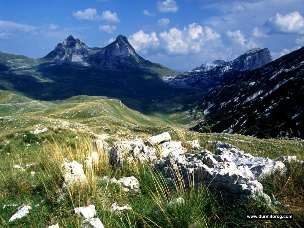 Žabljak: Potraga za turistom koji se izgubio na Durmitoru Žabljak: Potraga za turistom koji se izgubio na Durmitoru