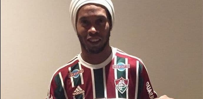 Da li znate koliko će Ronaldinjo zarađivati u novom klubu? Da li znate koliko će Ronaldinjo zarađivati u novom klubu?