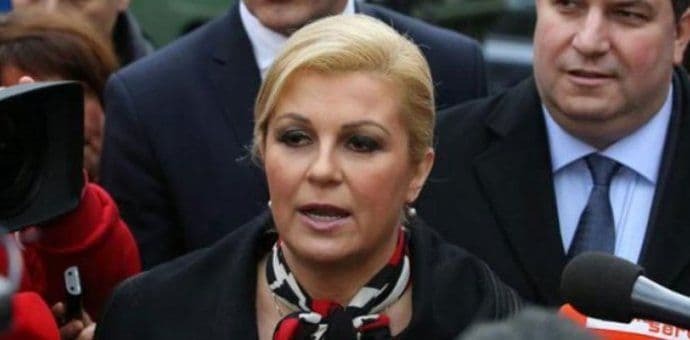 Grabar Kitarović: Žao mi je zbog napada na Vučića Grabar Kitarović: Žao mi je zbog napada na Vučića