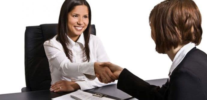 Uprkos najavama o uštedi: Za godinu i po zaposlili 780 ljudi Uprkos najavama o uštedi: Za godinu i po zaposlili 780 ljudi