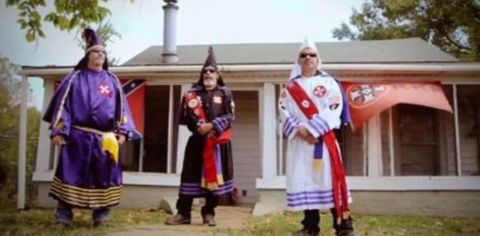 Kju Kluks Klan i dalje aktivan, broj članova sve više raste (VIDEO) Kju Kluks Klan i dalje aktivan, broj članova sve više raste (VIDEO)