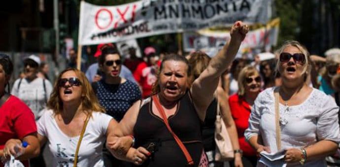 Demonstracije u Grčkoj protiv nametnutih rigidnih uslova za novi "paket spasa" Demonstracije u Grčkoj protiv nametnutih rigidnih uslova za novi "paket spasa"