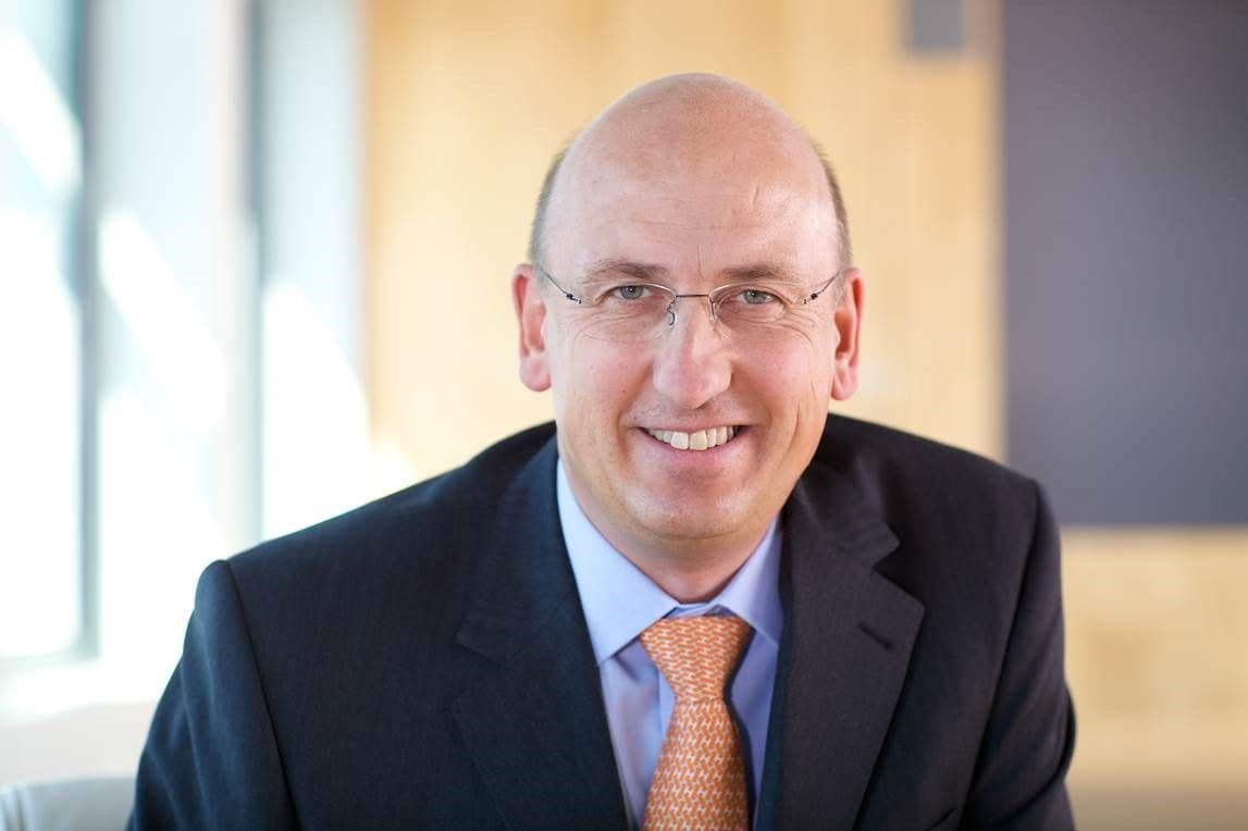 Advent i EBRD okončali kupovinu Hypo Group, na čelu mreže Ulrich Kissing Advent i EBRD okončali kupovinu Hypo Group, na čelu mreže Ulrich Kissing