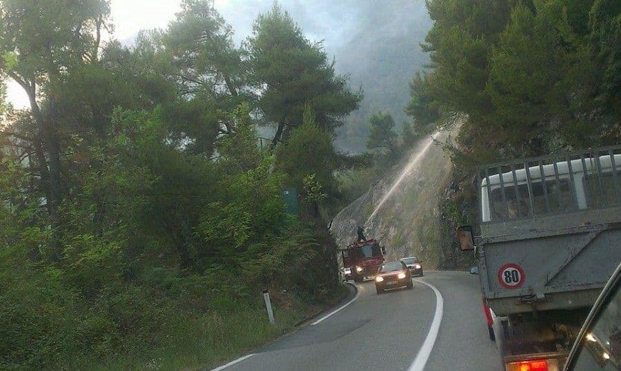 BLIZU VIRPAZARA: Gori brdo na putu PG-BR BLIZU VIRPAZARA: Gori brdo na putu PG-BR